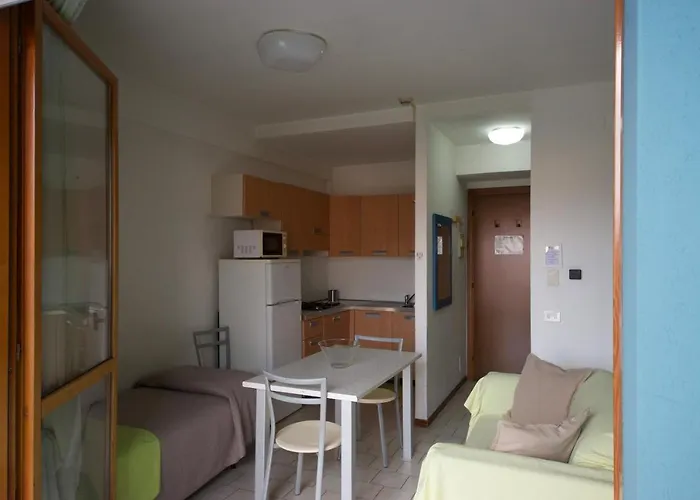 Aparthotel Parmigianino 3*