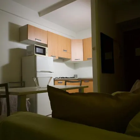 Parmigianino Aparthotel 3*