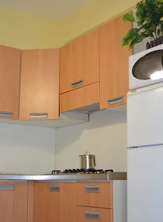 Parmigianino Aparthotel 3*