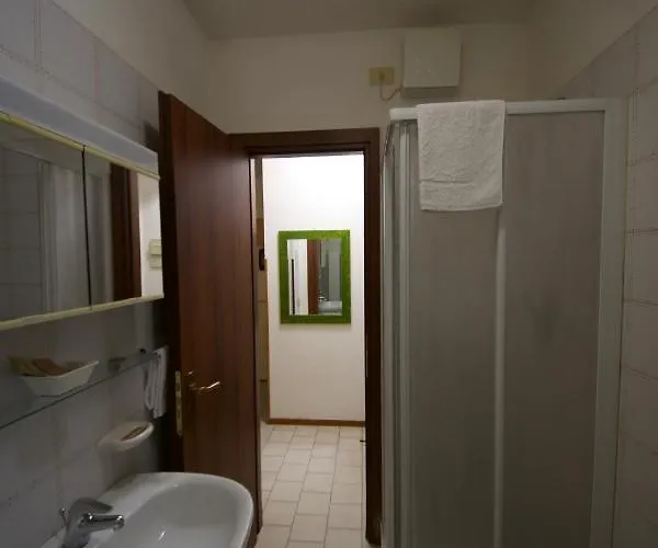 Parmigianino Apart Otel