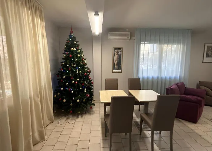 Apart Otel Parmigianino 3*