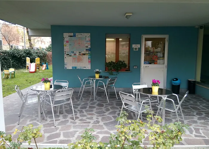 Apart Otel Parmigianino