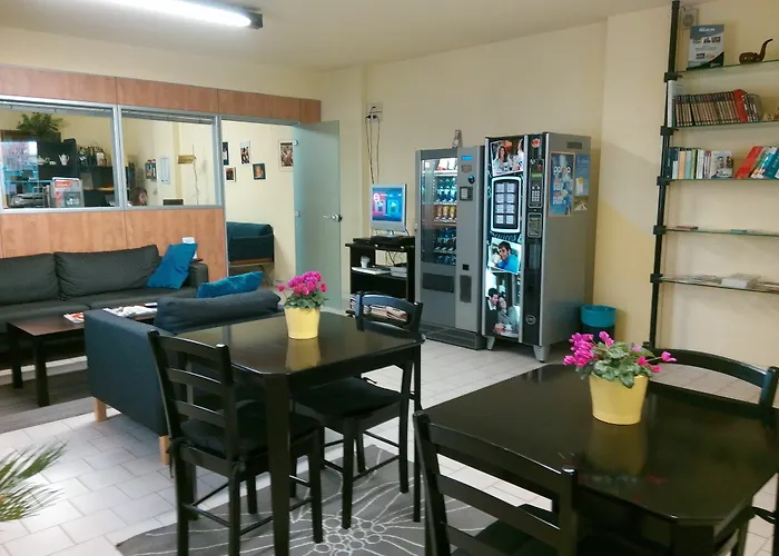 Parmigianino 公寓式酒店 3*